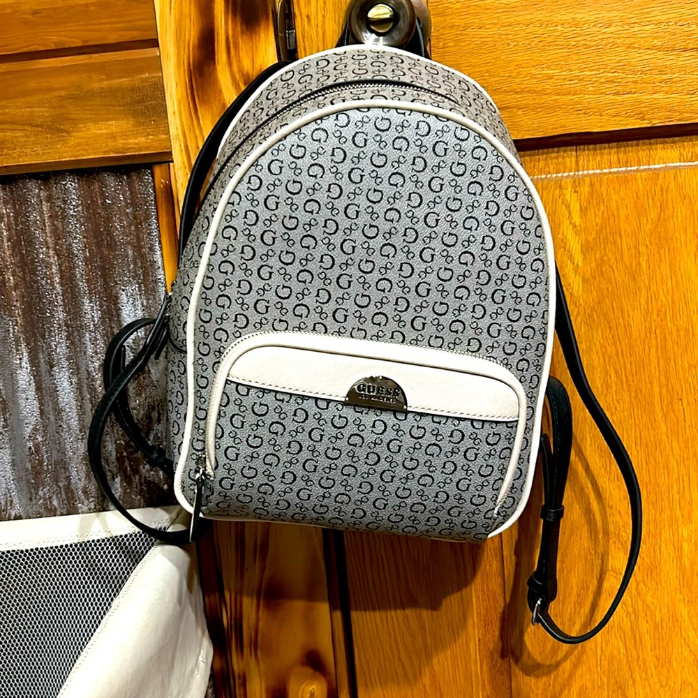 NWOT Guess Backpack Purse